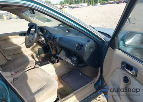 1991 Honda Accord Ex/Ex-R z USA, uszkodzony, nr VIN 1HGCB7663MA113650